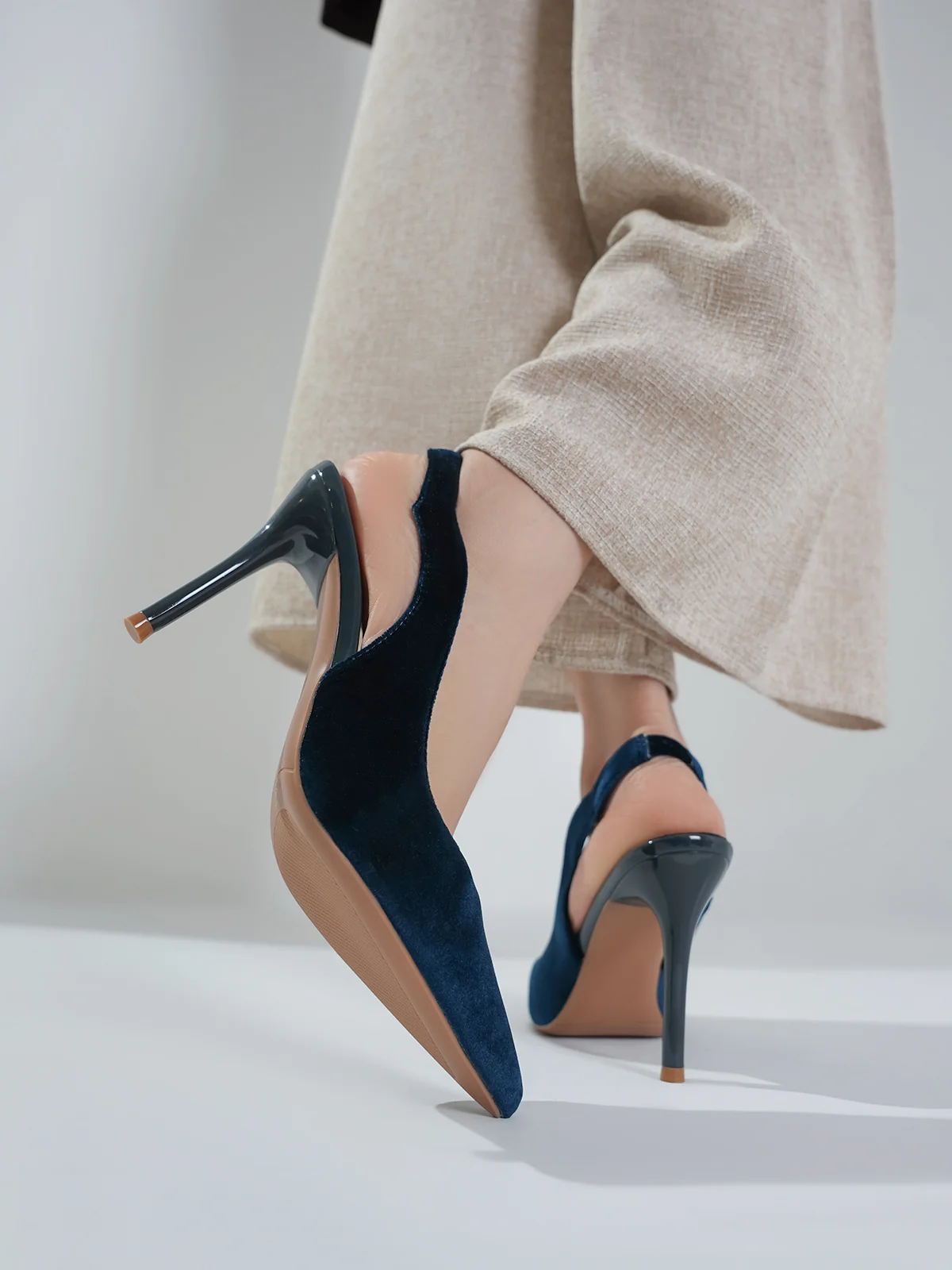 Women "JAGUAR" Elegance Slingback Sandals