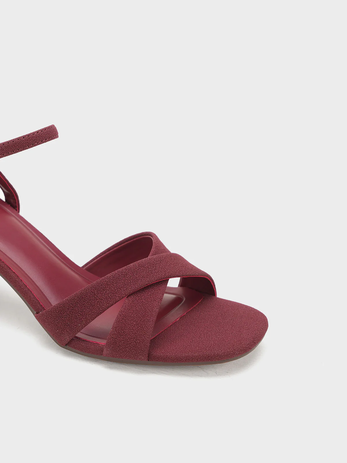 Women "JEFFREY" Block Heel Buckle Sandals - Image 5
