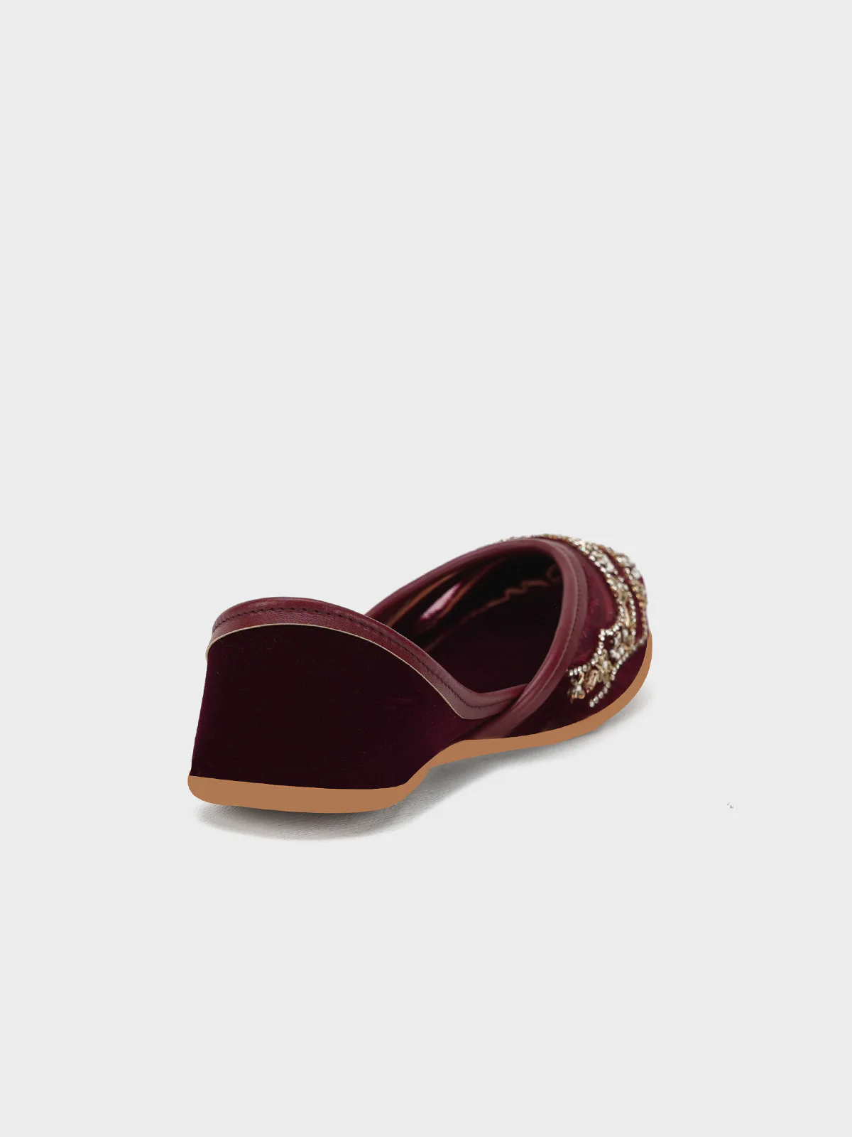Women "ZARISH" Elegant Embroidery Khussa - Image 5