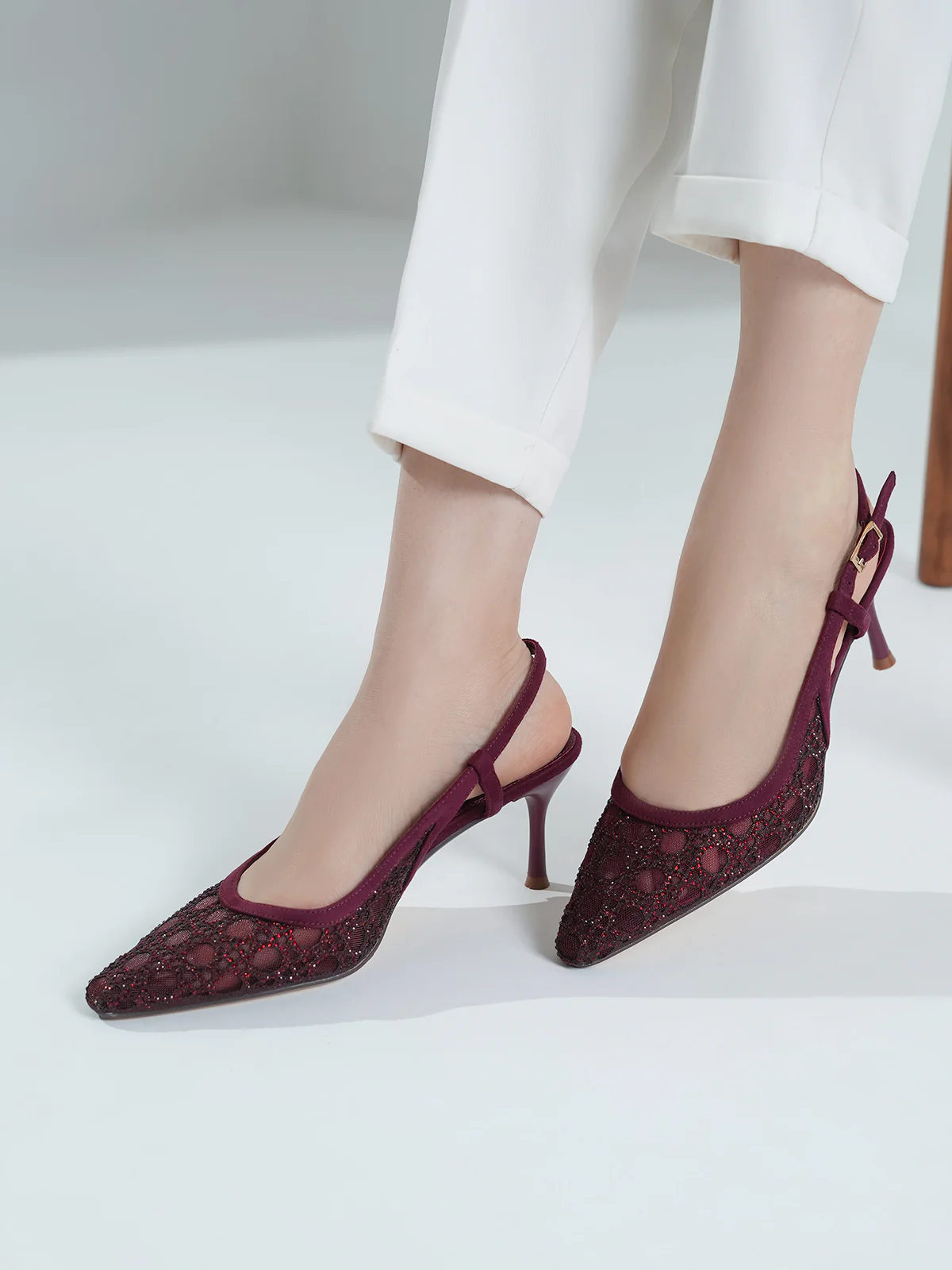 Women "JEROLD" Embellished Detailing Sandals - Image 7