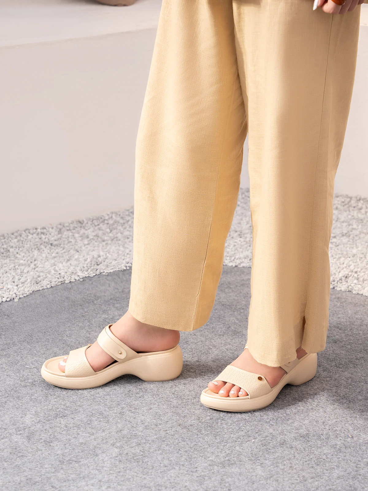 Women "JOSEFA" Comfort Wedge Slippers - Image 10