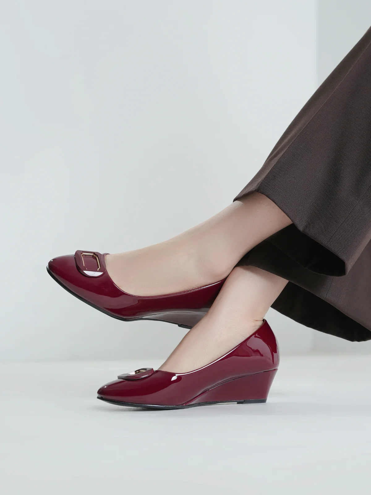 Women "KAFELE" Casual Wedge Courts