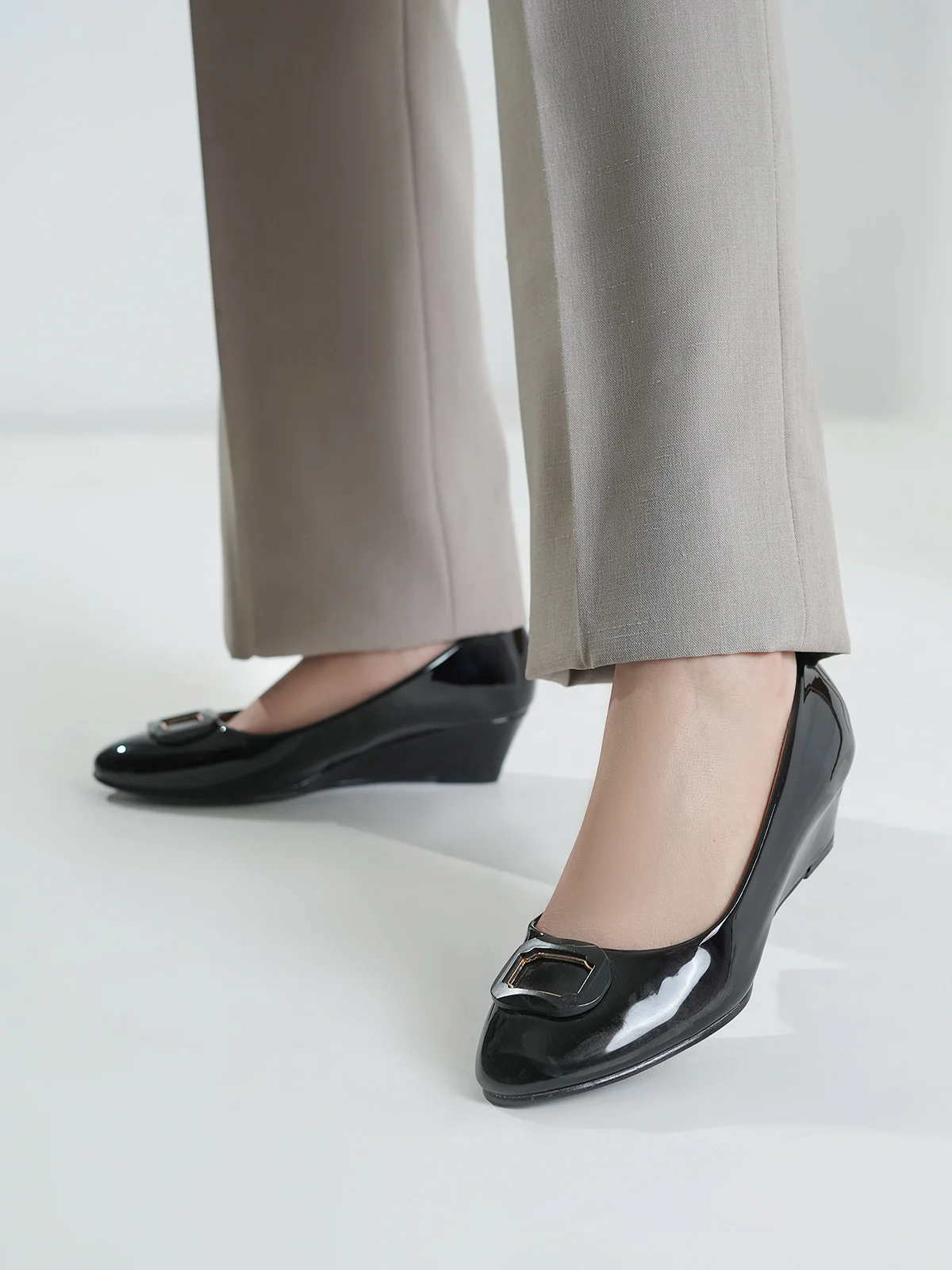 Women "KAFELE" Casual Wedge Courts - Image 6