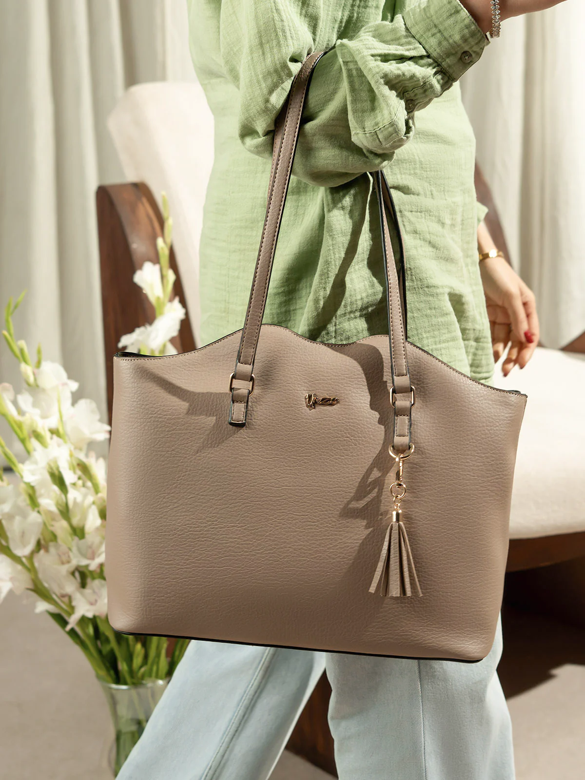 Women "KEHLAN" Everyday Essential Bag - Image 3