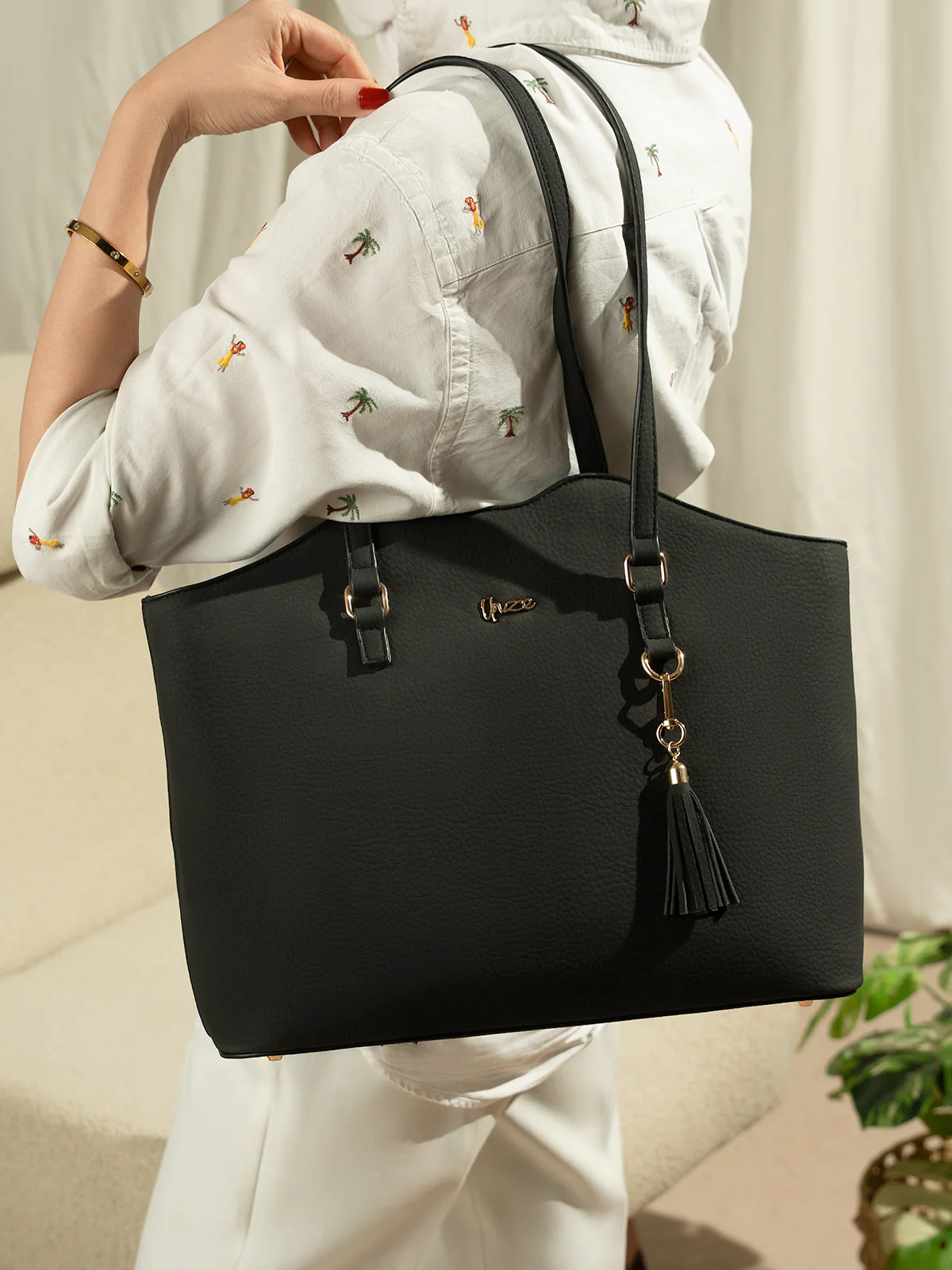 Women "KEHLAN" Everyday Essential Bag - Image 9