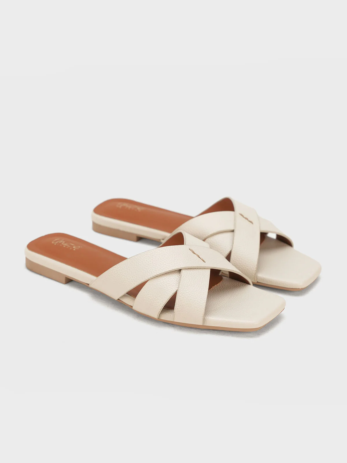 Women "KRIANG" Smooth Lightweight Slippers - Image 3