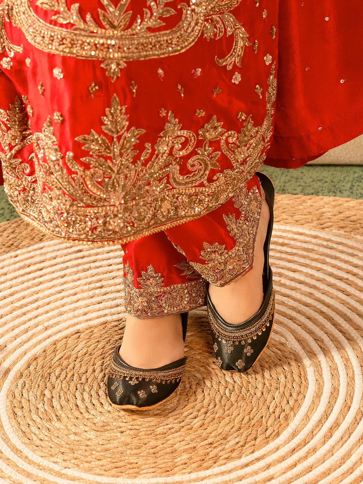 Women "KRISTIN" Elegant Fancy Khussa - Image 6