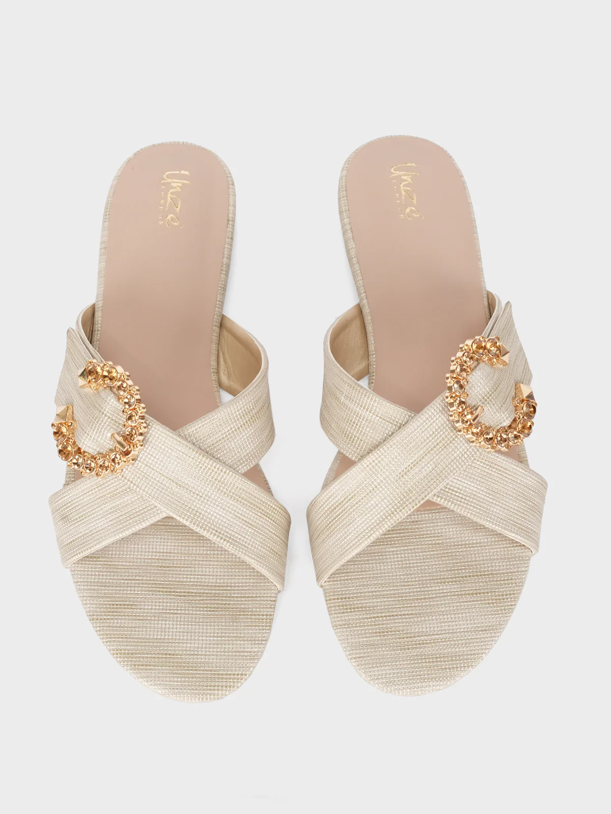 Women "LASZLO" Stylish Fancy Slippers - Image 5