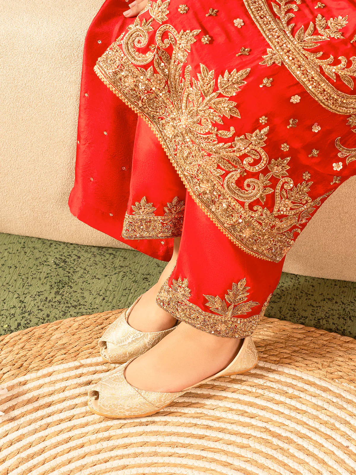 Women "LEHRANI" Open Toe Jamawar Khussa - Image 3