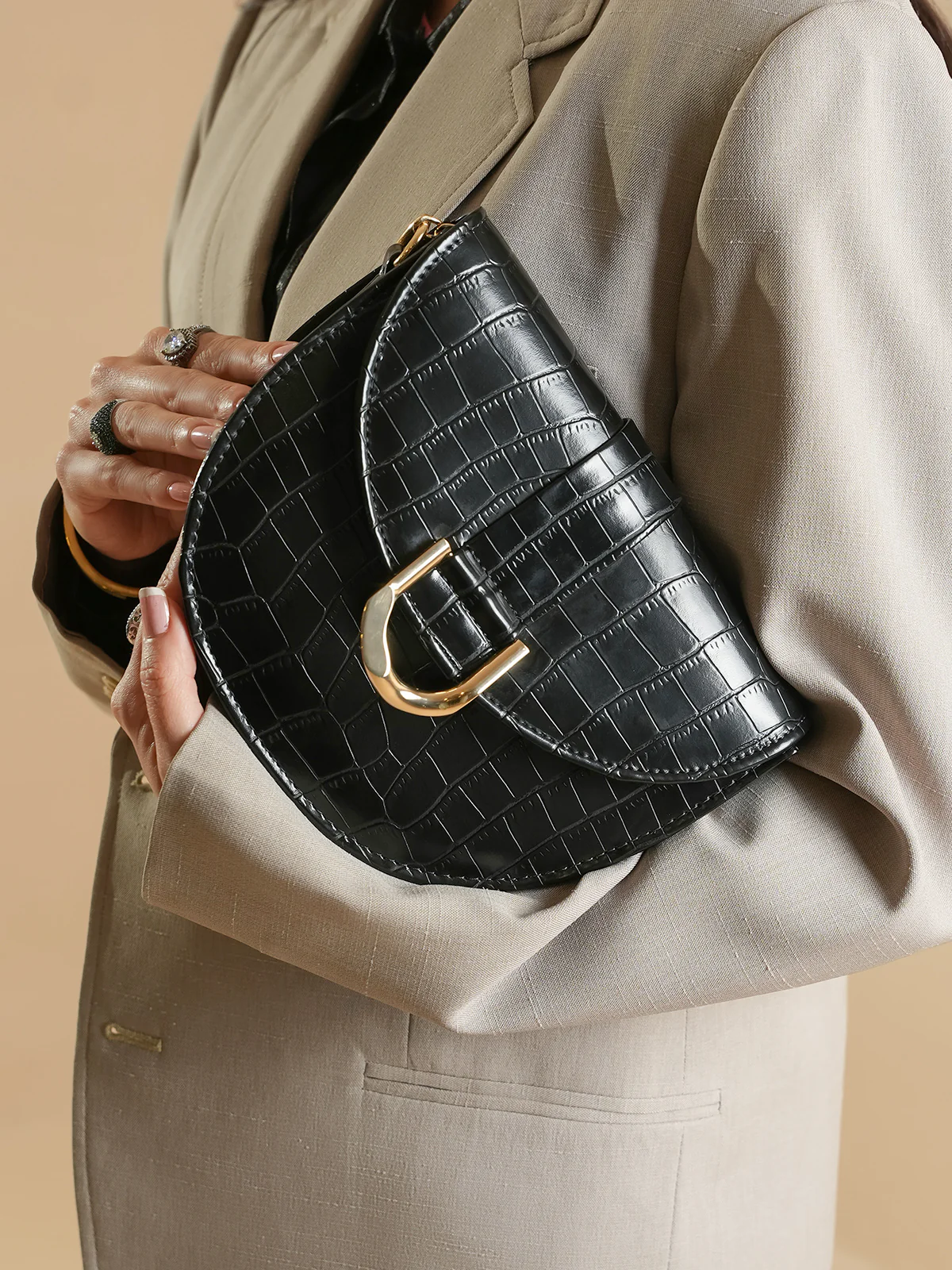 Women "LIDWIEN" Lightweight Crossbody Bag