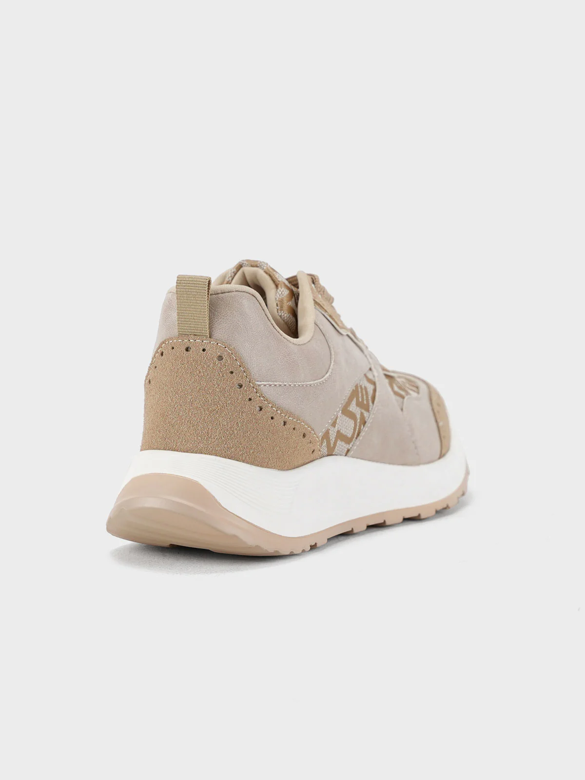 Women "MARISA" Lightweight Trainer - Image 3