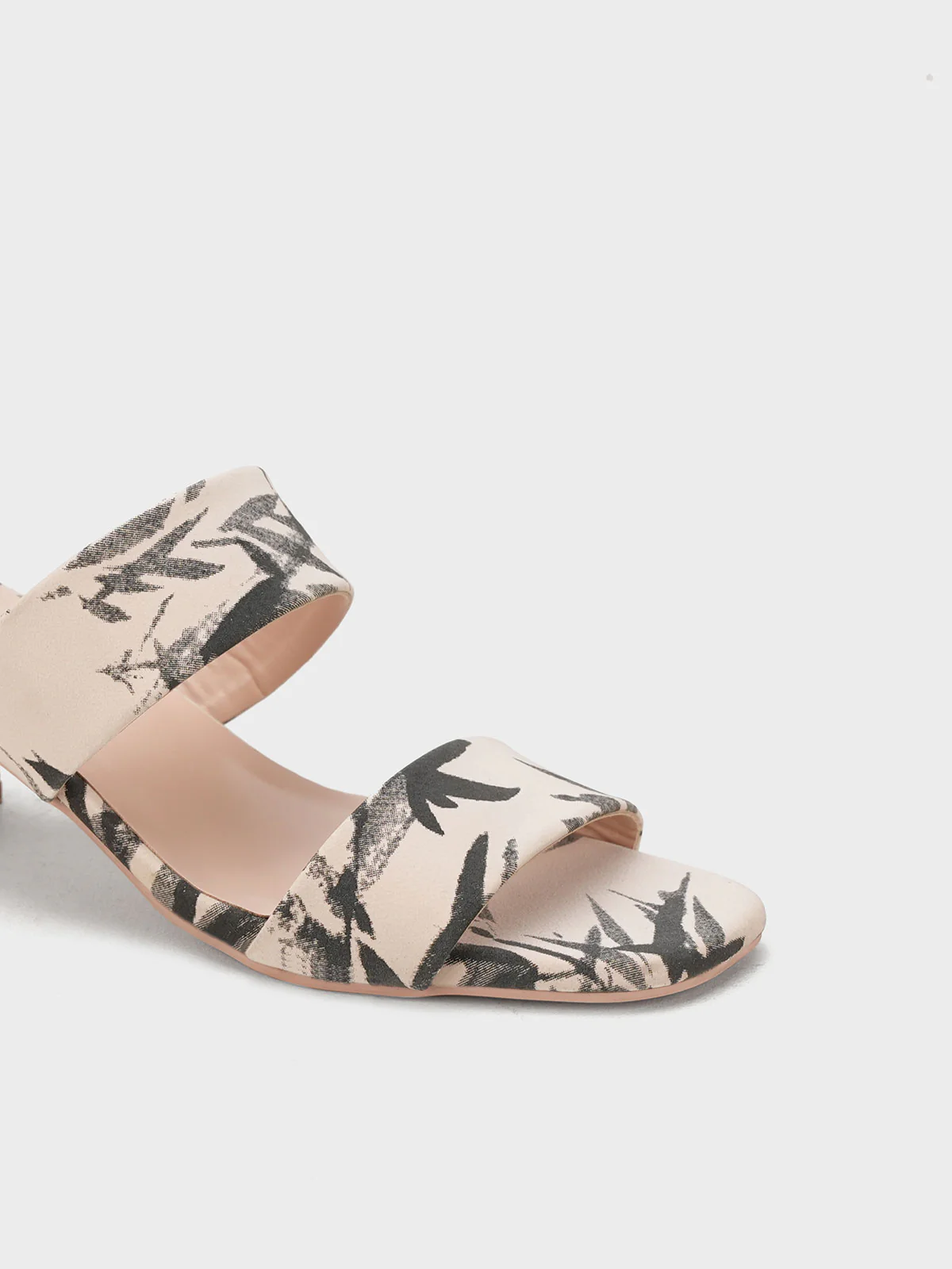 Women "MARTINI" Block Heel Sandals - Image 4