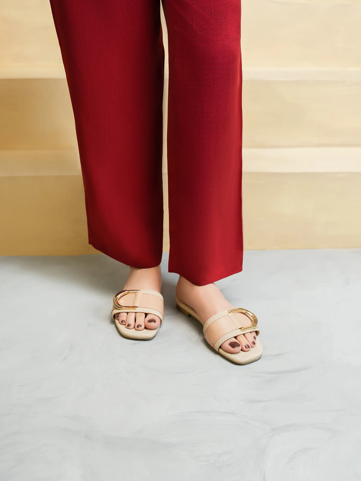 Women "MATTEO" Buckled Detailing Slippers - Image 6