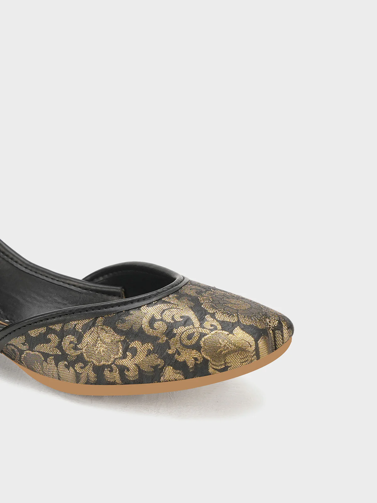 Women "MEERJAH" Soft Flexible Jamawar Khussa - Image 7