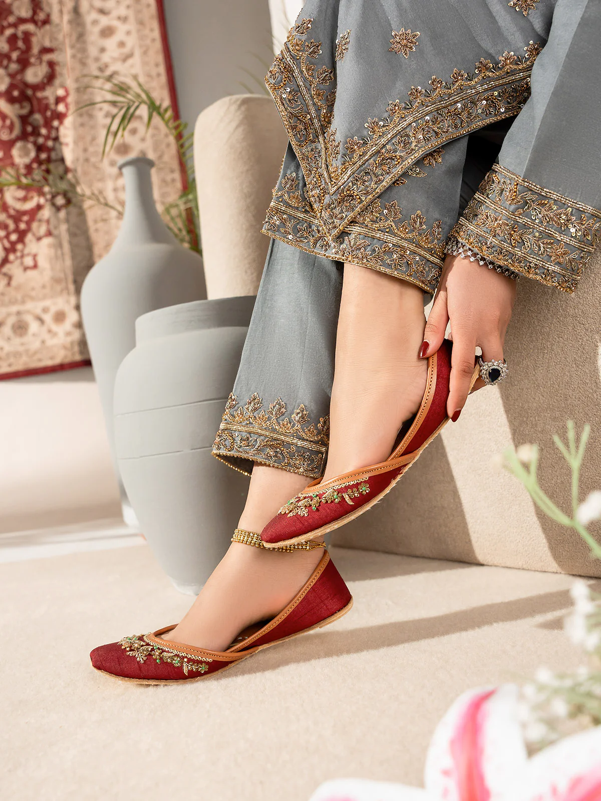 Women "MIZELL" Elegant Comfort Khussa - Image 6