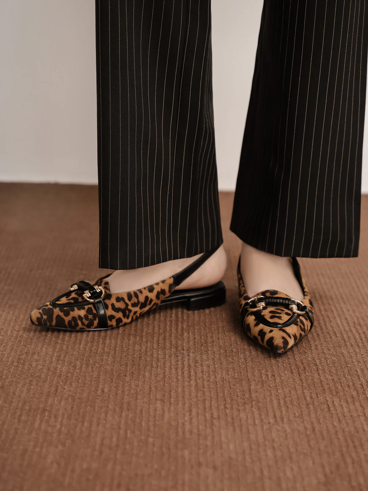 Women "NATSU" Back Strap Flat Sandals - Image 6