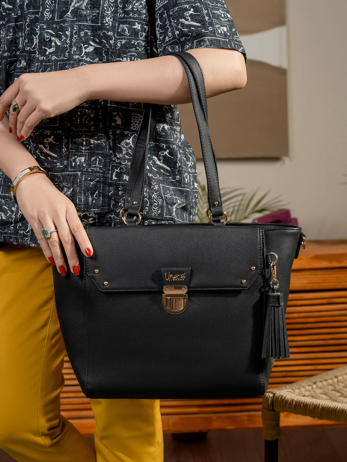 Women "NEFERT"Stylish Causal Bag