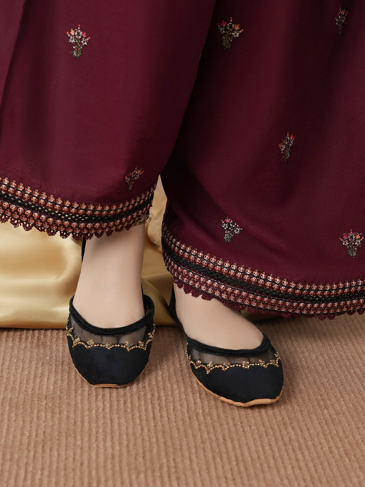 Women "TEHZEEB" Comfort Khussa - Image 10