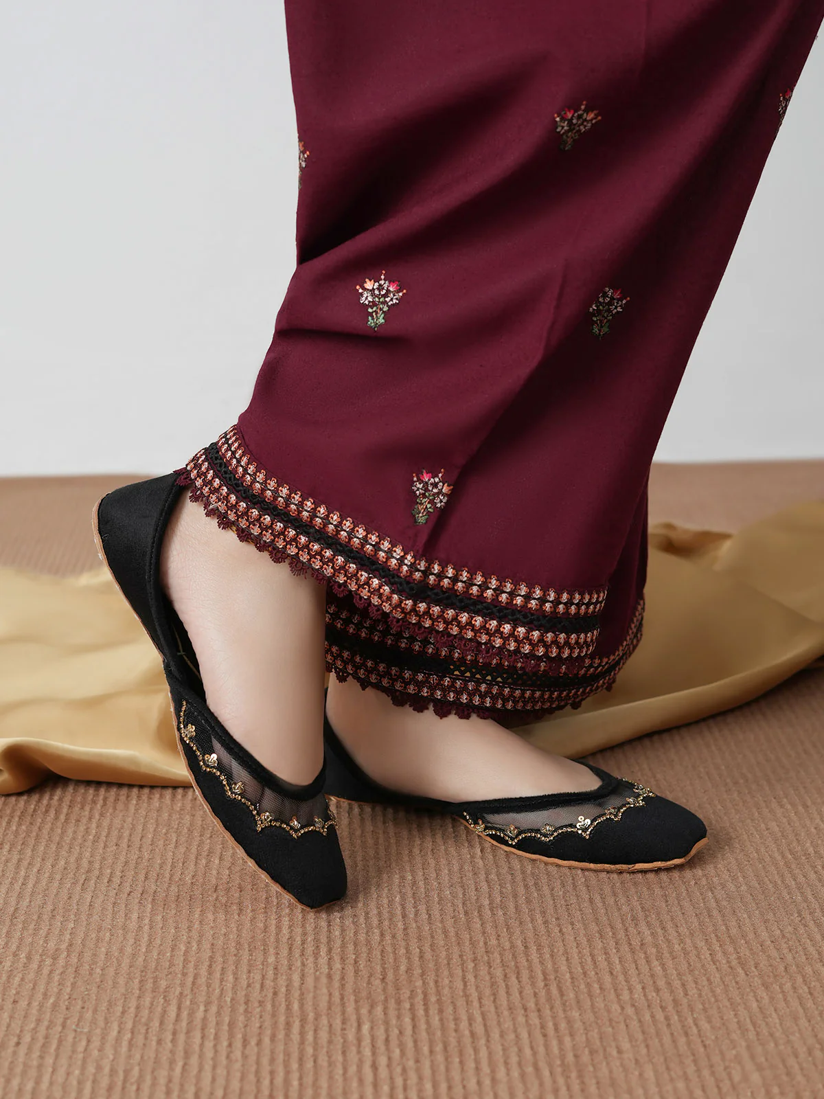 Women "TEHZEEB" Comfort Khussa - Image 11