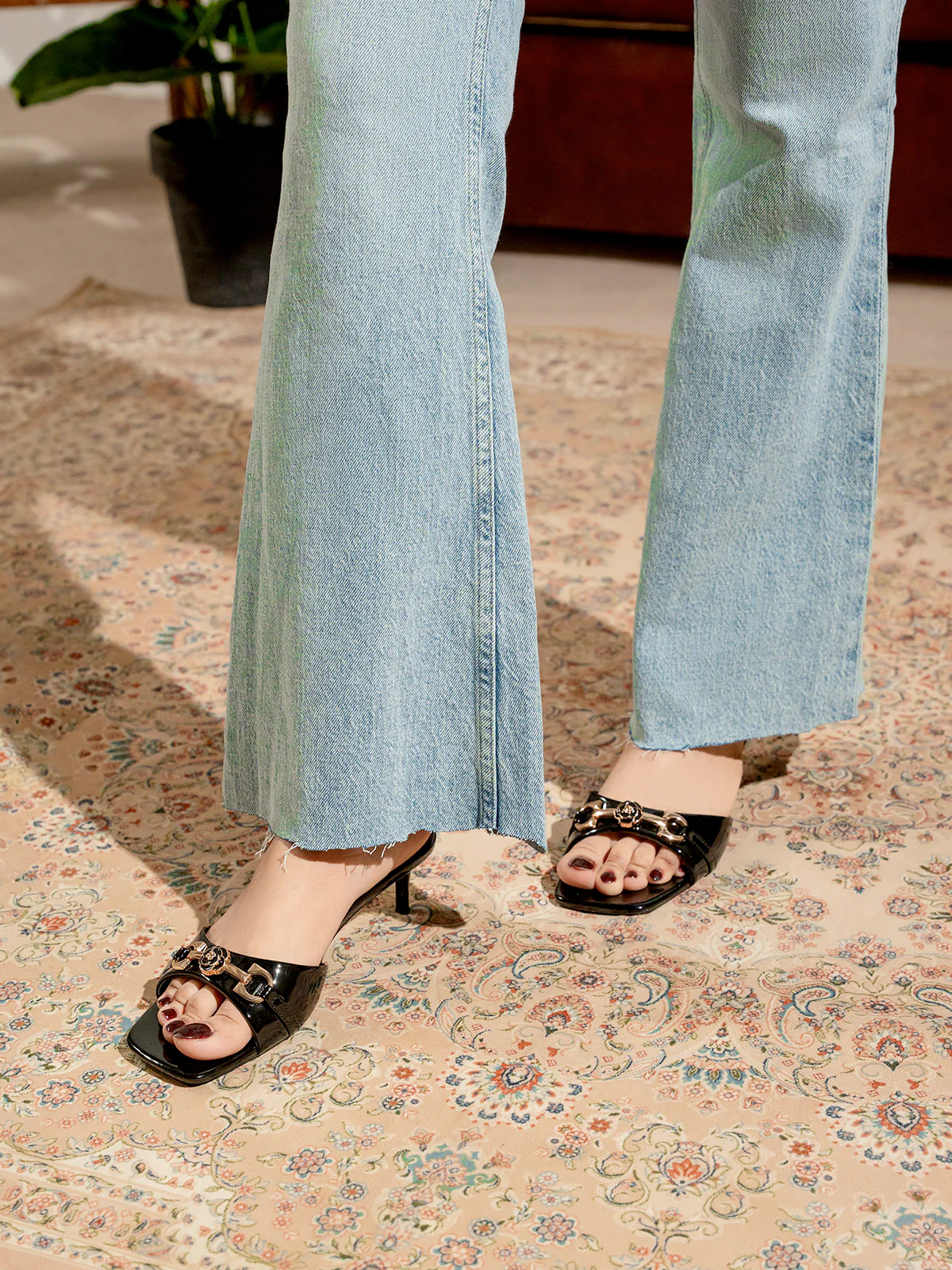 Women "NOWEY" Slip On Low Heel Sandals - Image 3