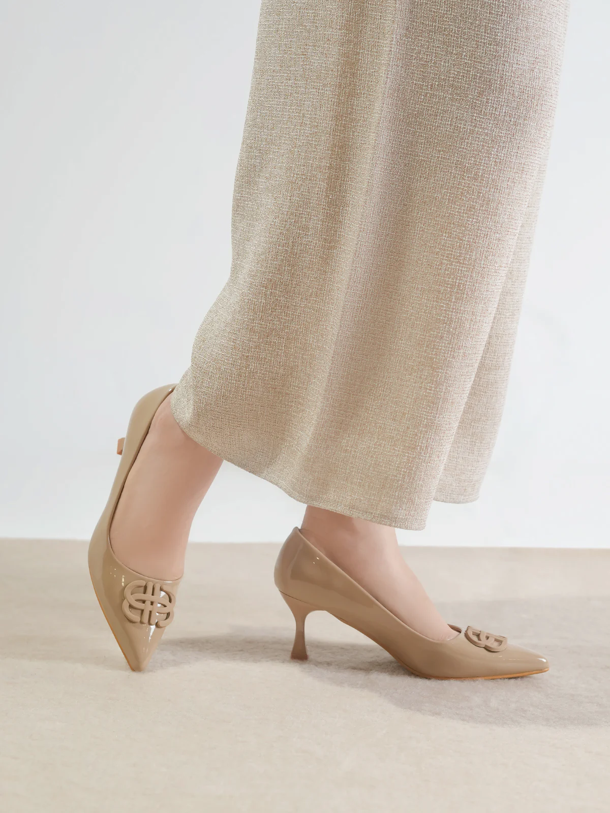 Women "ORAEFO" Graceful Court Shoes
