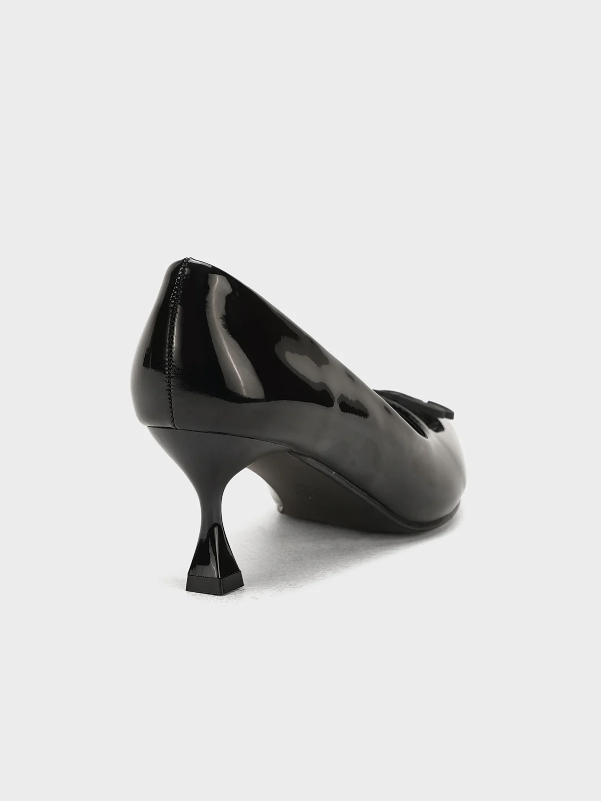 Women "ORAEFO" Graceful Court Shoes - Image 5