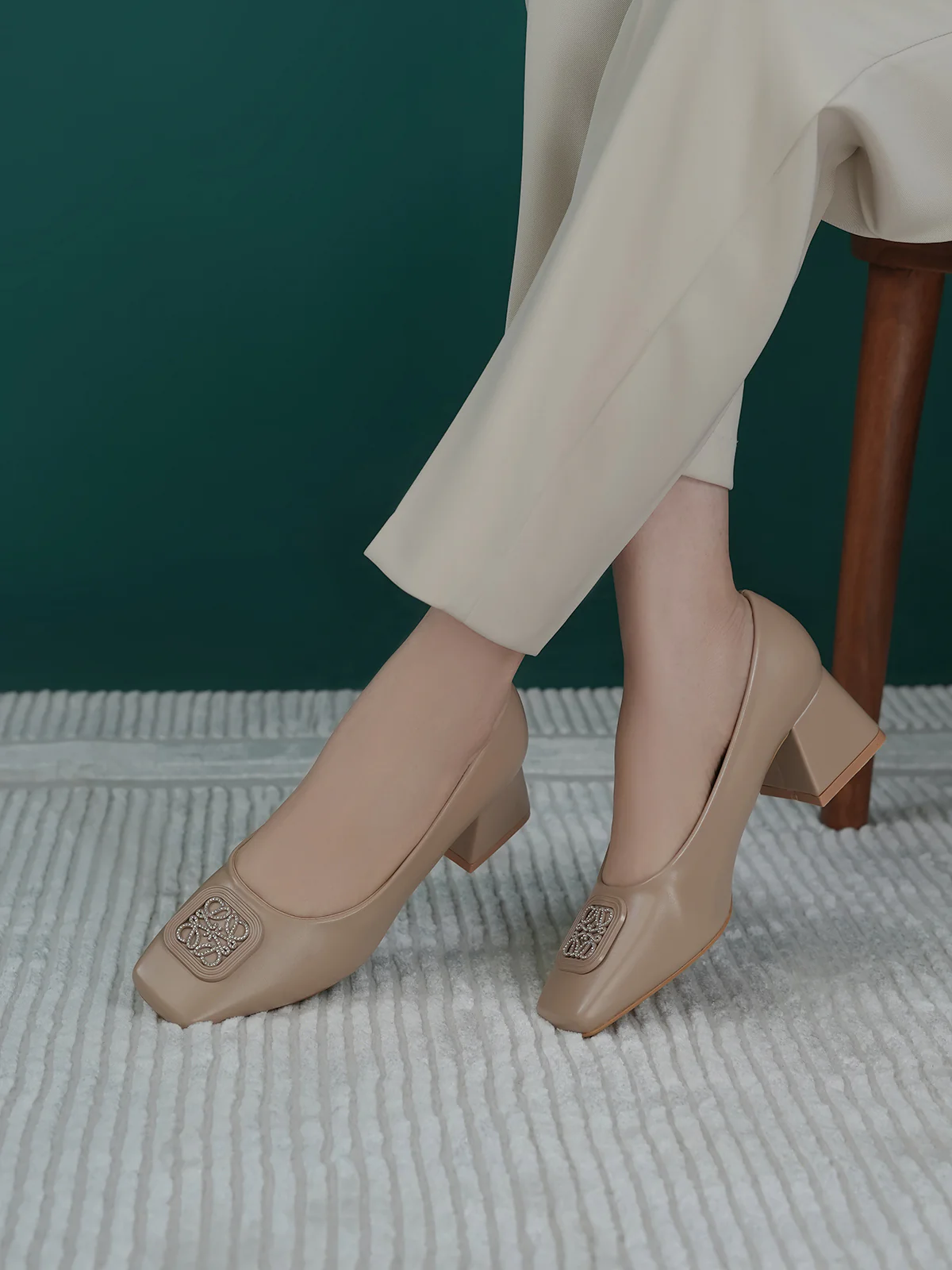 Women "PANYIN" Stylish Court Shoes