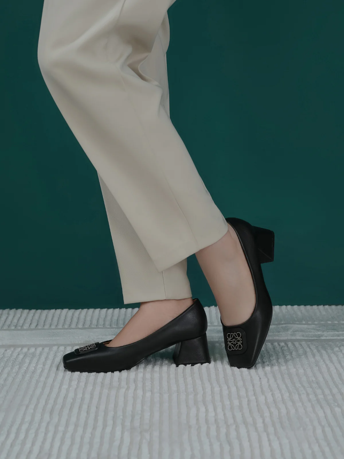 Women "PANYIN" Stylish Court Shoes - Image 6