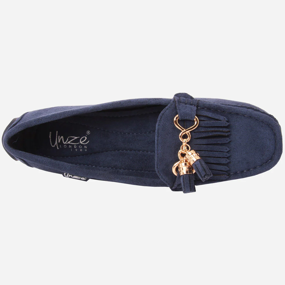 Women "PATICE" Moosehide Fringed Kilty Moccasins - Image 4
