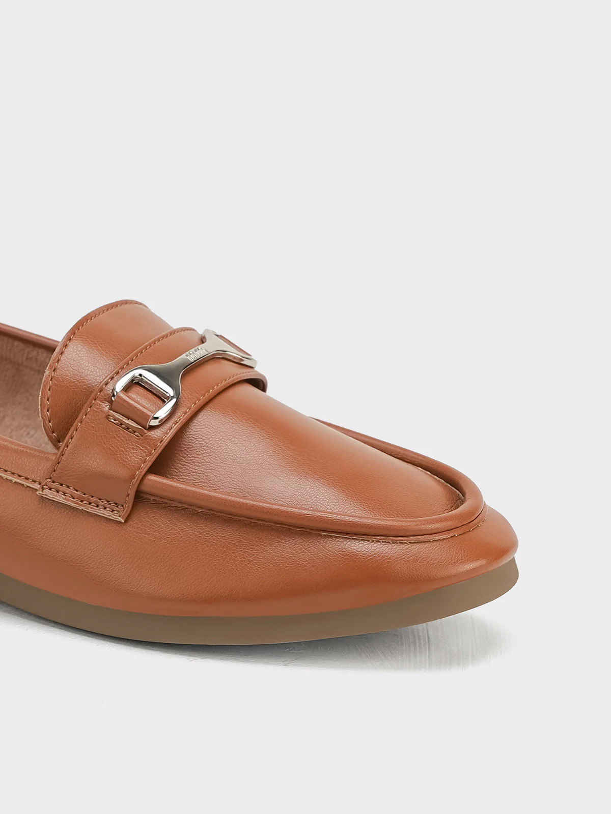 Women "RODRI" Easy Slip On Design Moccasins - Image 7