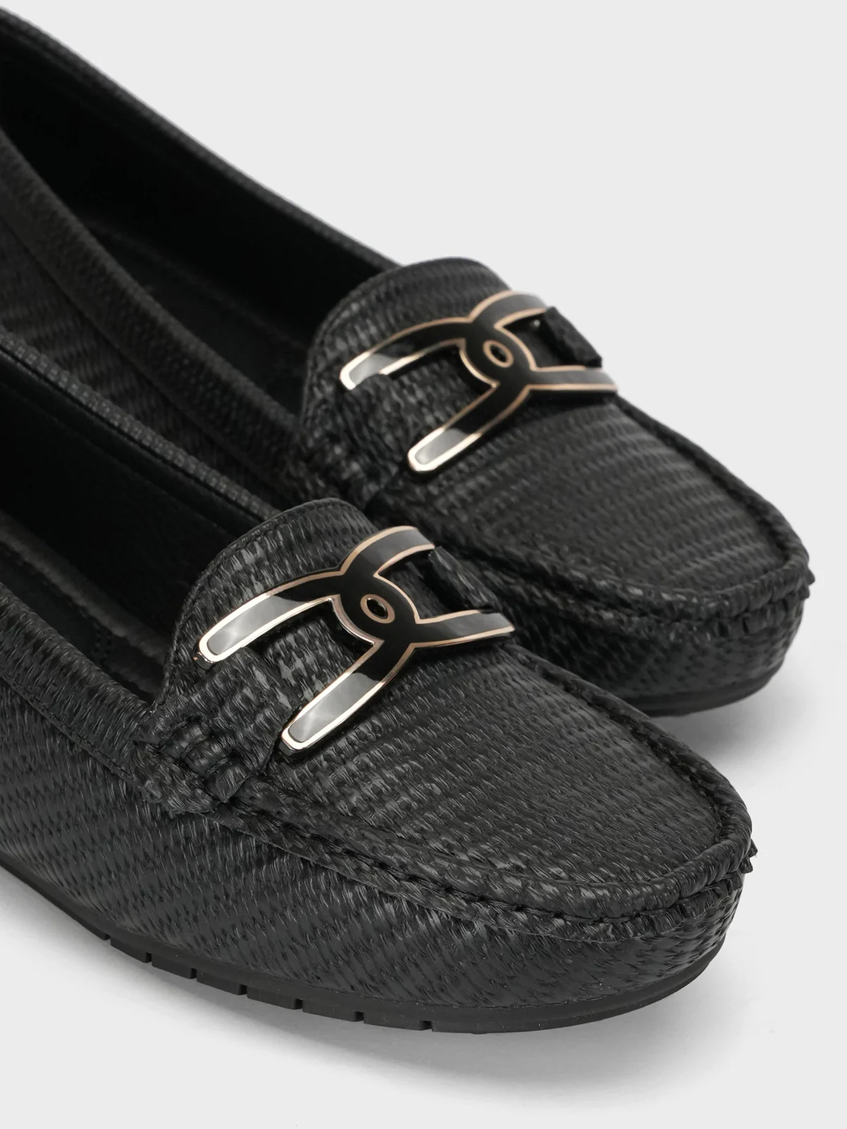 Women "SALAKO"Casual Cushioned Moccasin - Image 4