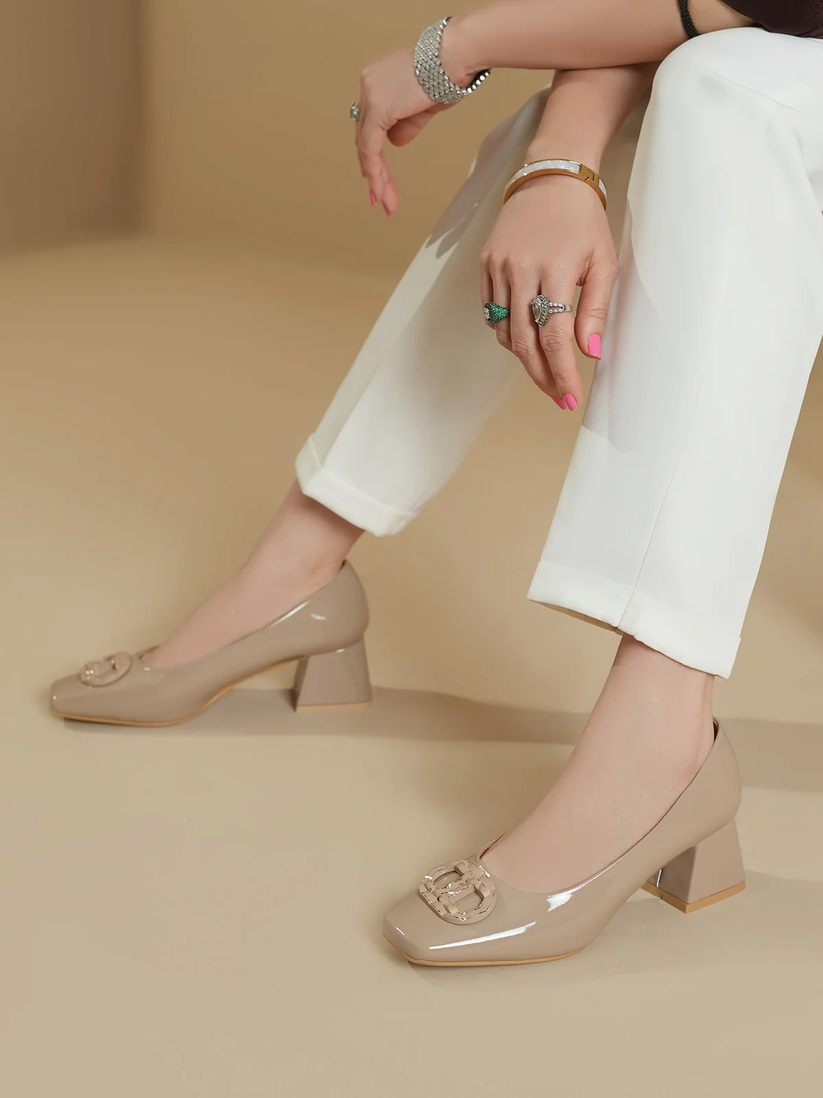 Women "SIPHO" Casual Stylish Court Shoes - Image 3