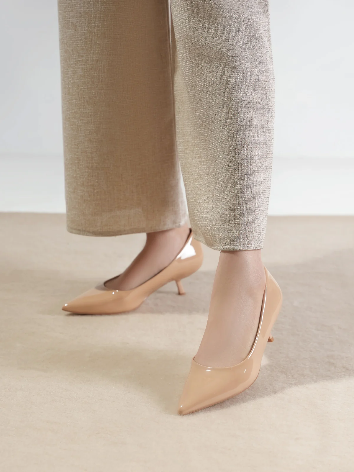 Women "SUTEKH" Low Heel Casual Courts - Image 10