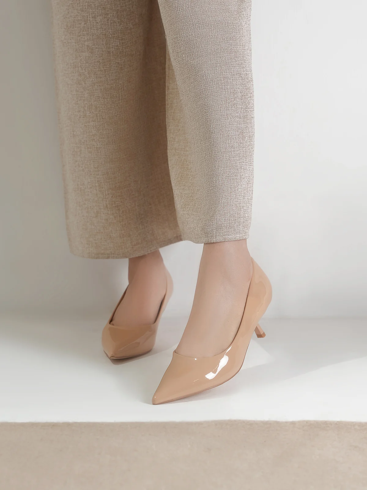 Women "SUTEKH" Low Heel Casual Courts - Image 3