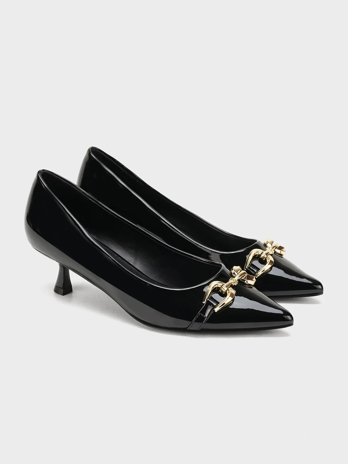 Women "TAURED" Causal Smooth Courts - Image 2