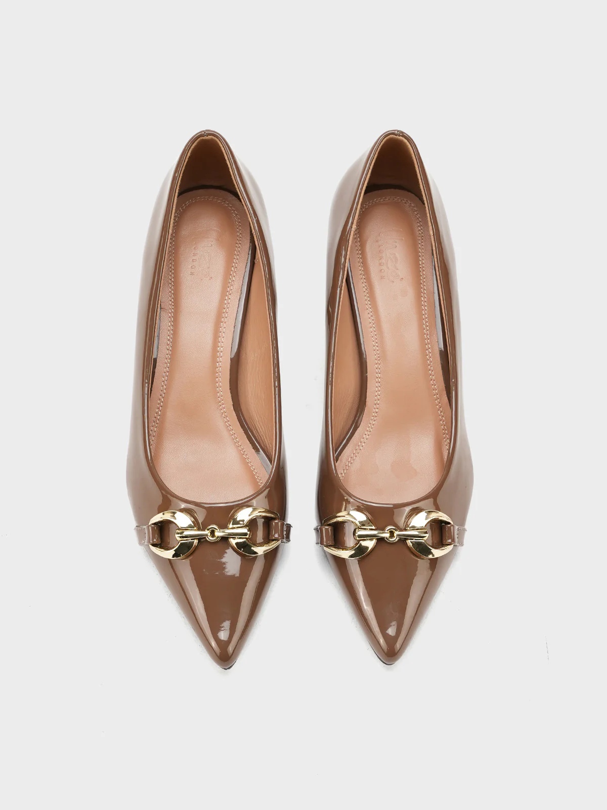 Women "TAURED" Causal Smooth Courts - Image 9