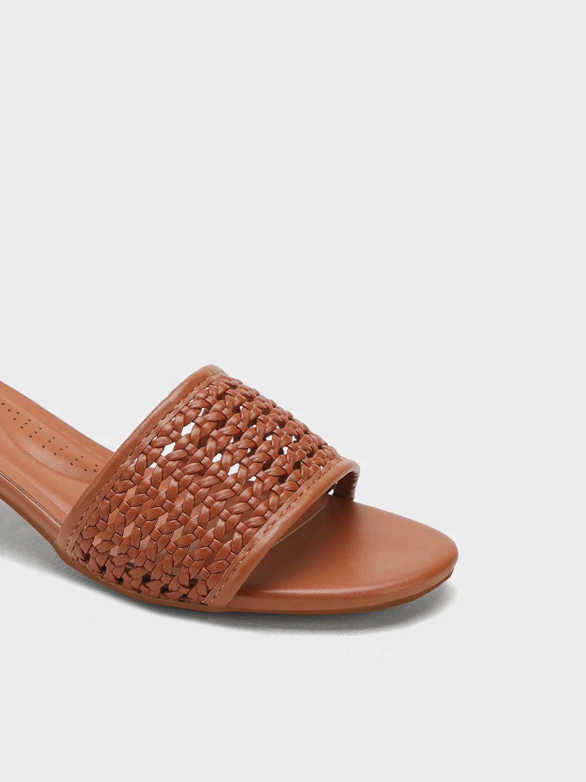 Women "TRACE" Casual Low Heel Sandals - Image 4