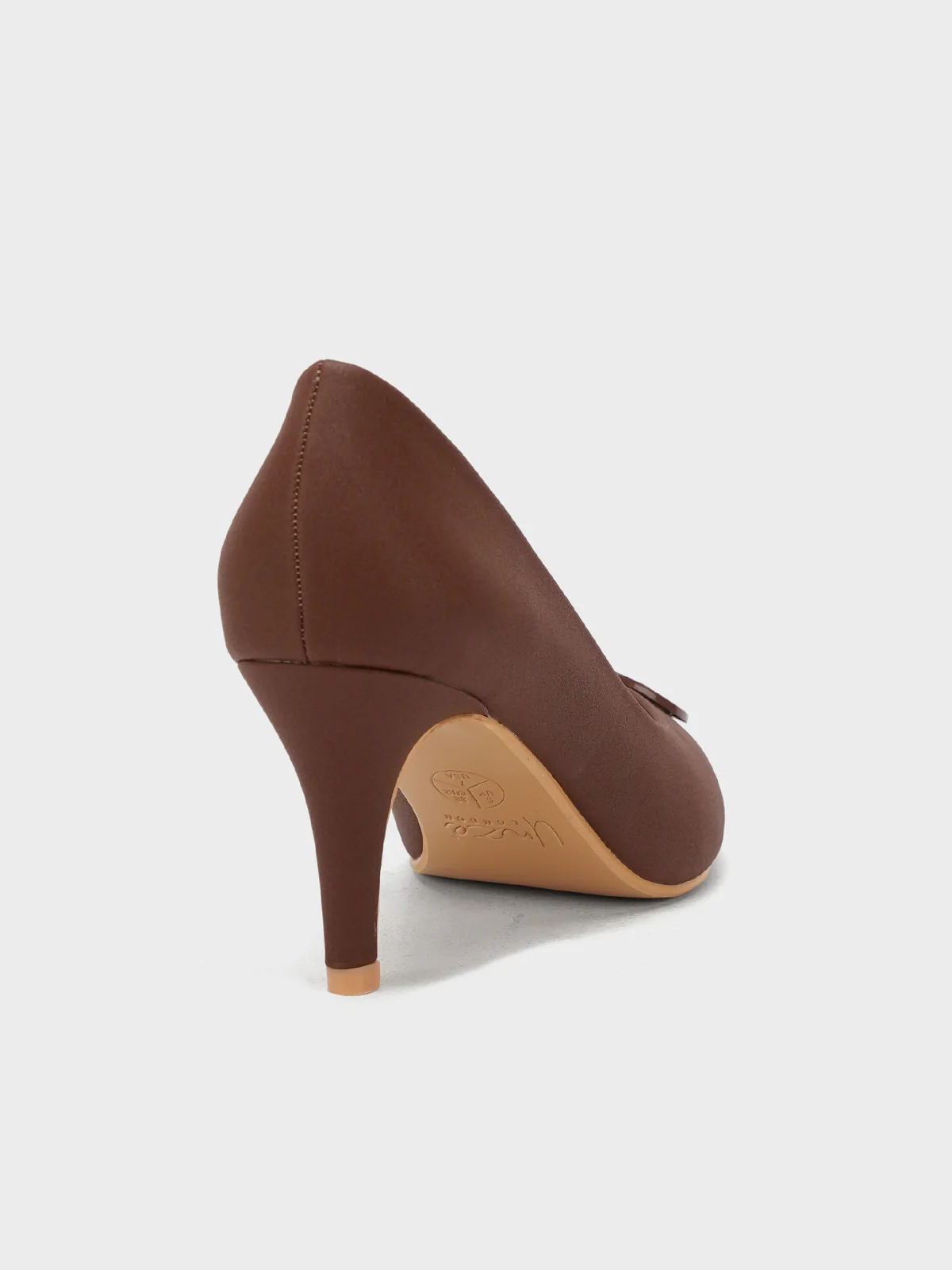Women "TUYENI" Pointed Toe Court Shoes - Image 3