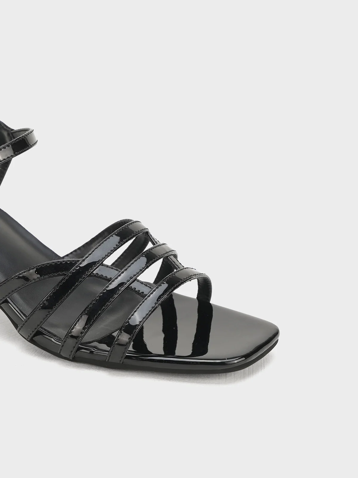 Women "WALSH" Sturdy Block Heel Sandals - Image 7