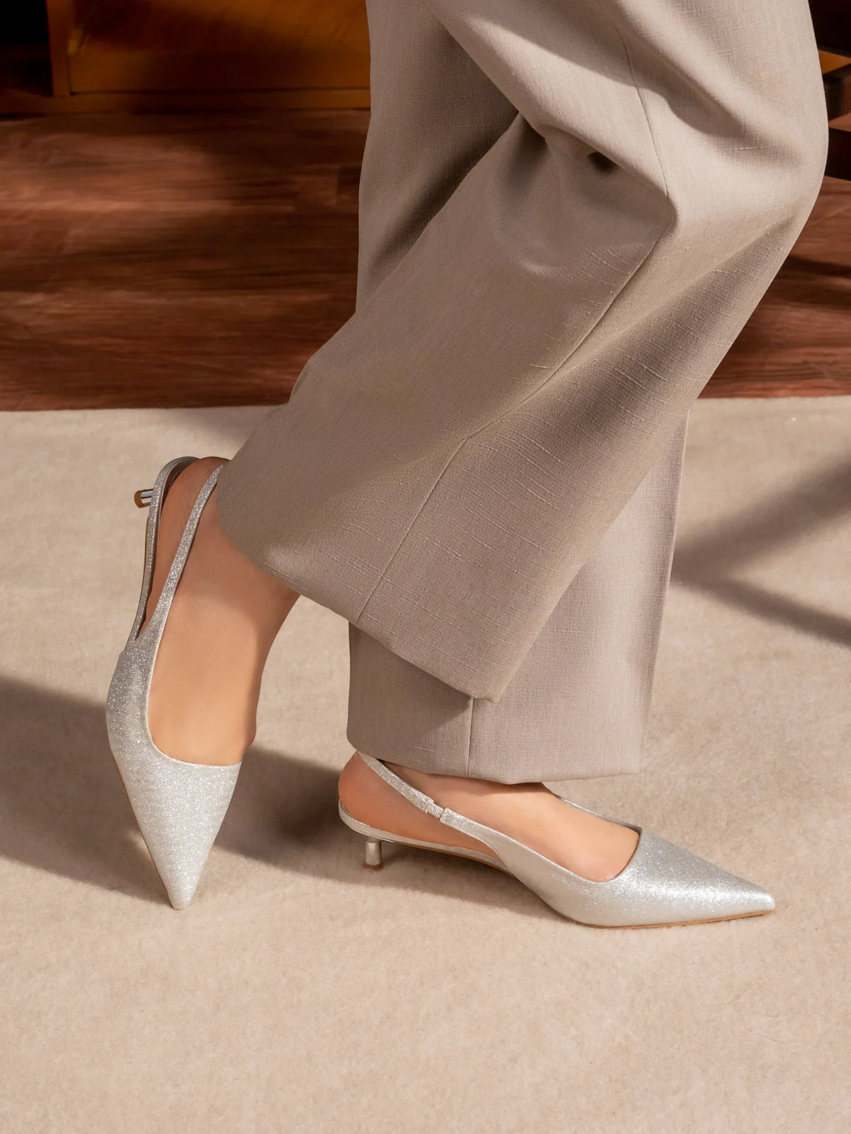 Women "WAYNE" Pointed Toe Slingback Sandals - Image 9