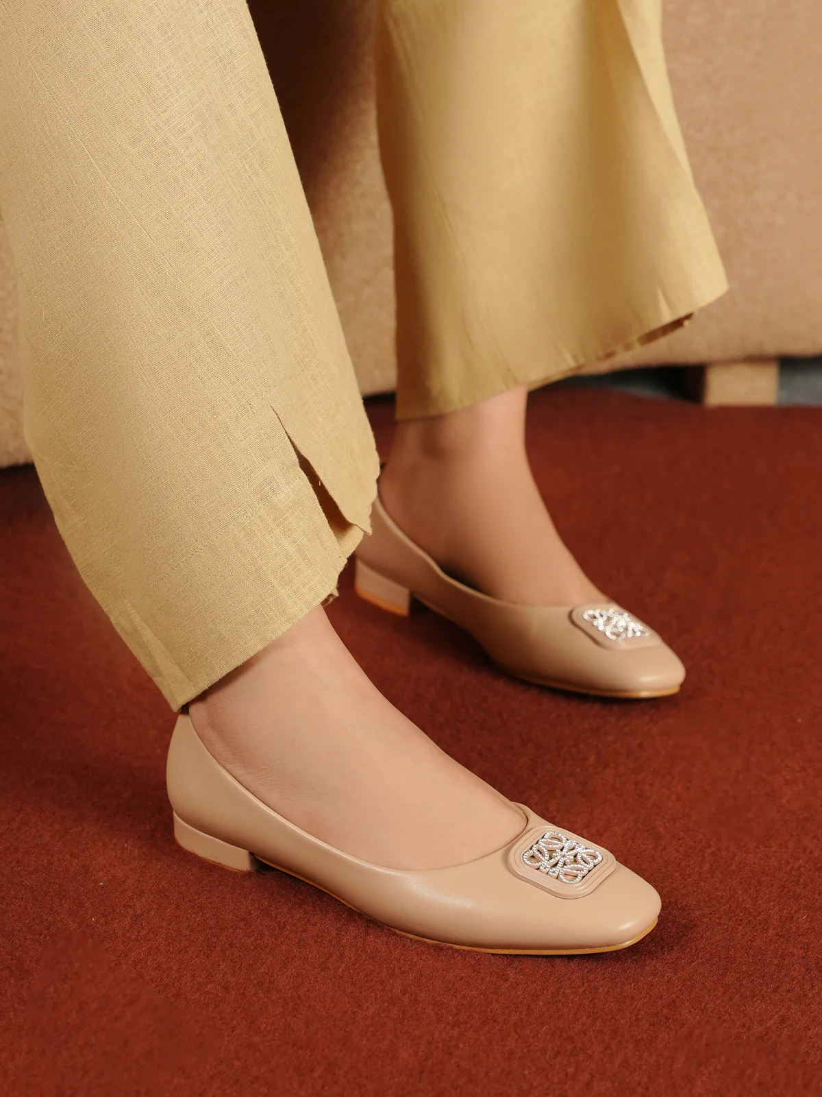 Women "YATZIL" Elegant Square Toe Courts