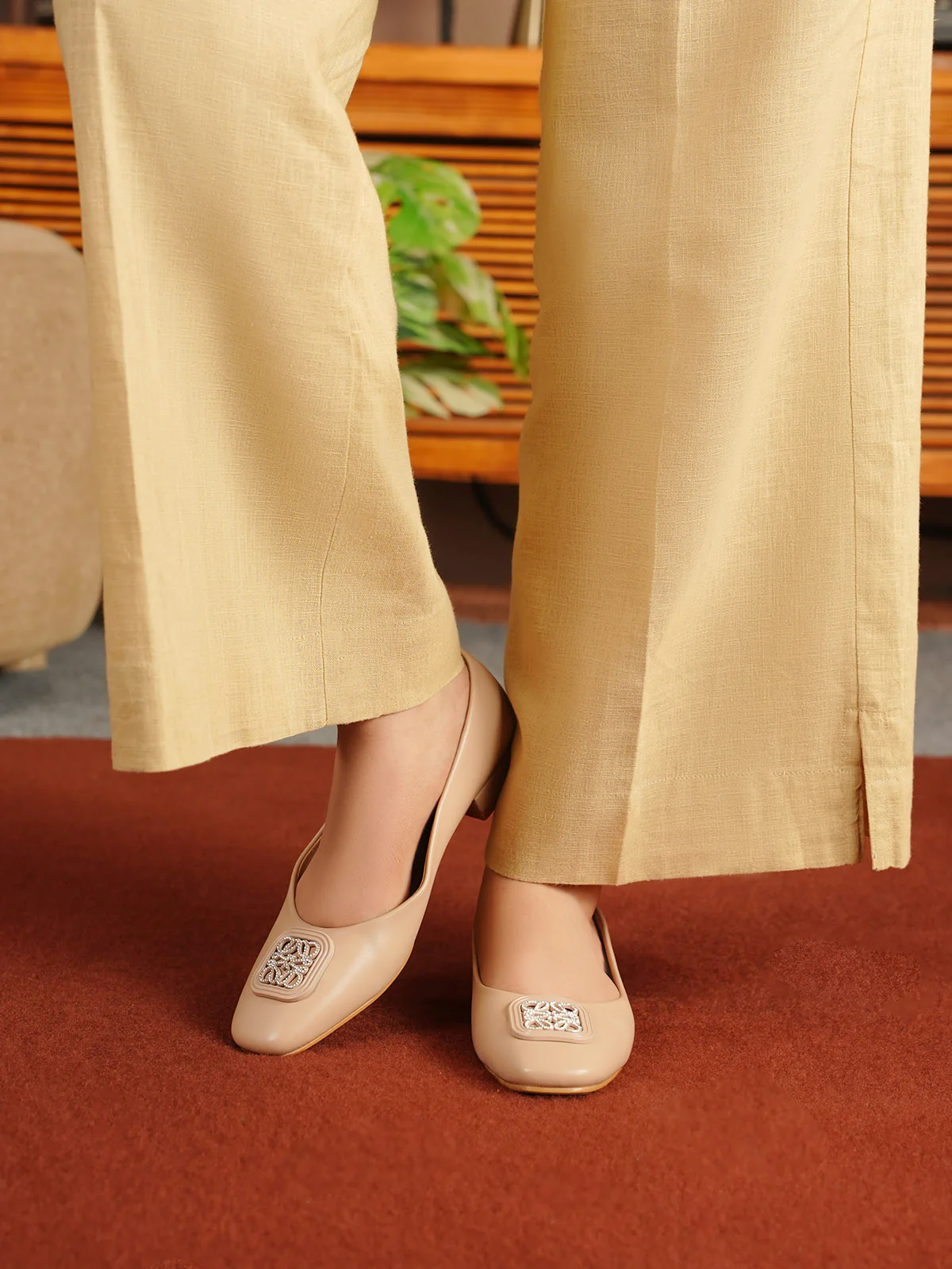 Women "YATZIL" Elegant Square Toe Courts - Image 6