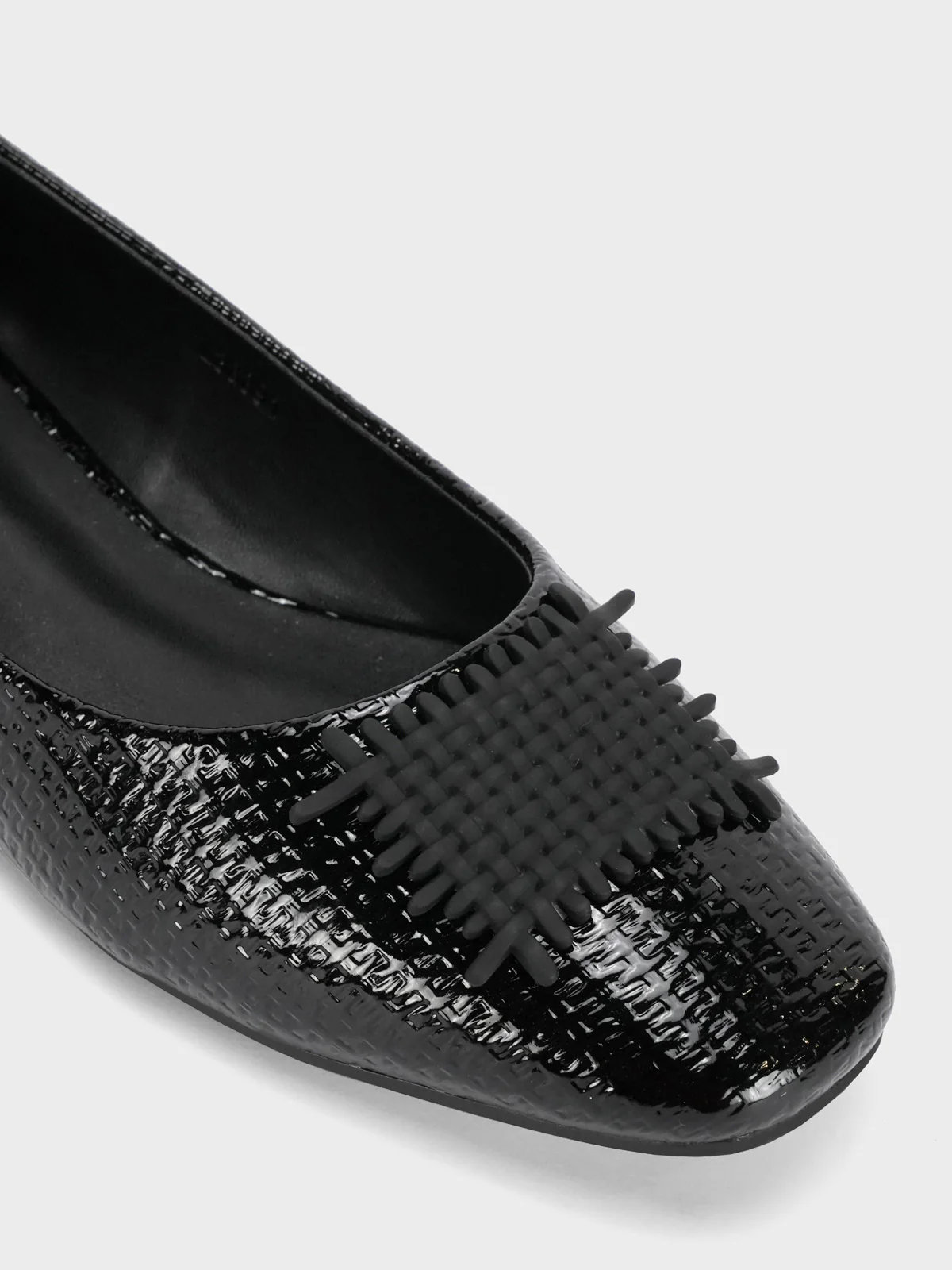 Women's "ANALEAH" Block Low Heel Pumps - Image 4