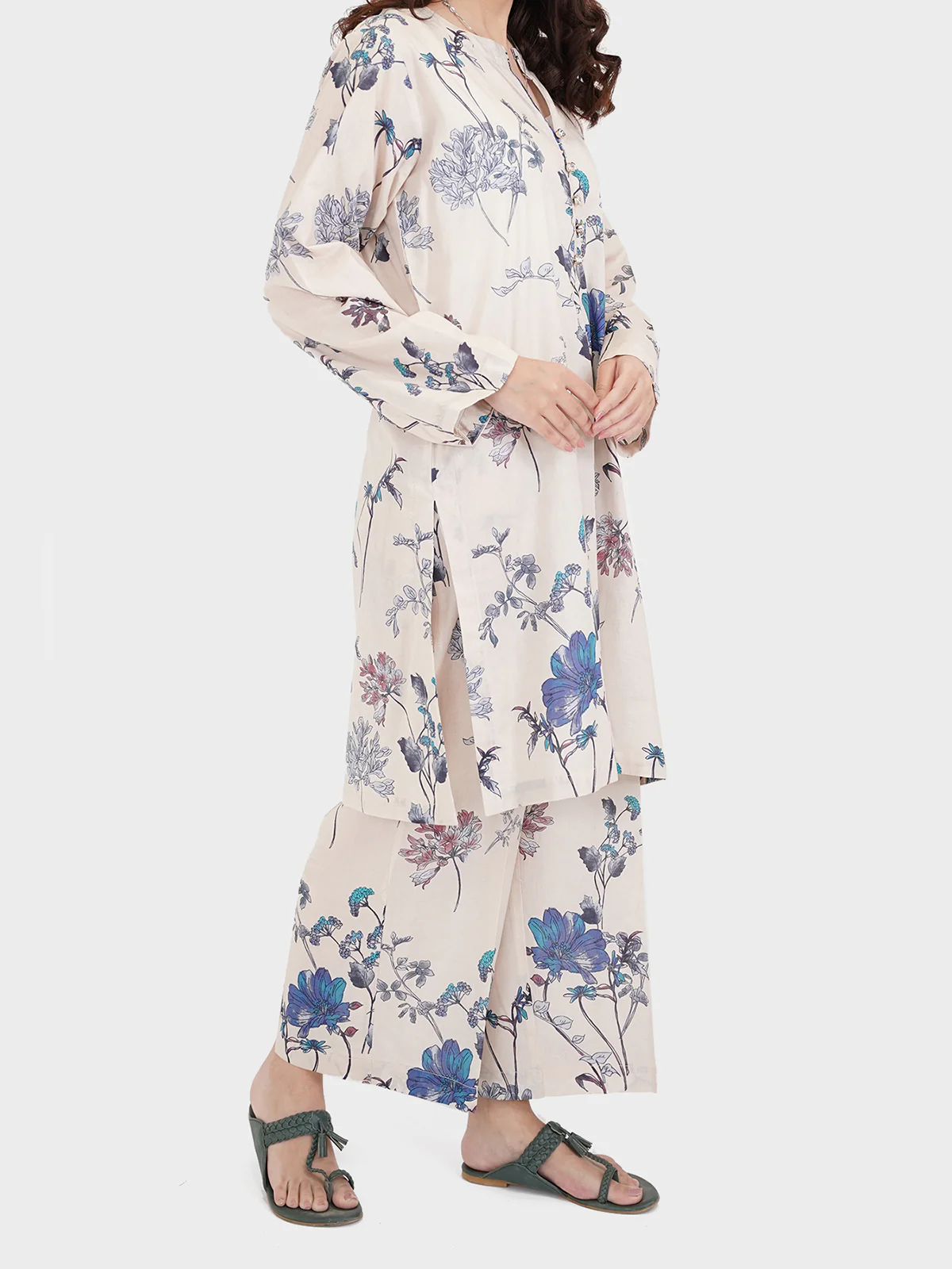 "AOIBHE" Printed Two Piece Suit - Image 2