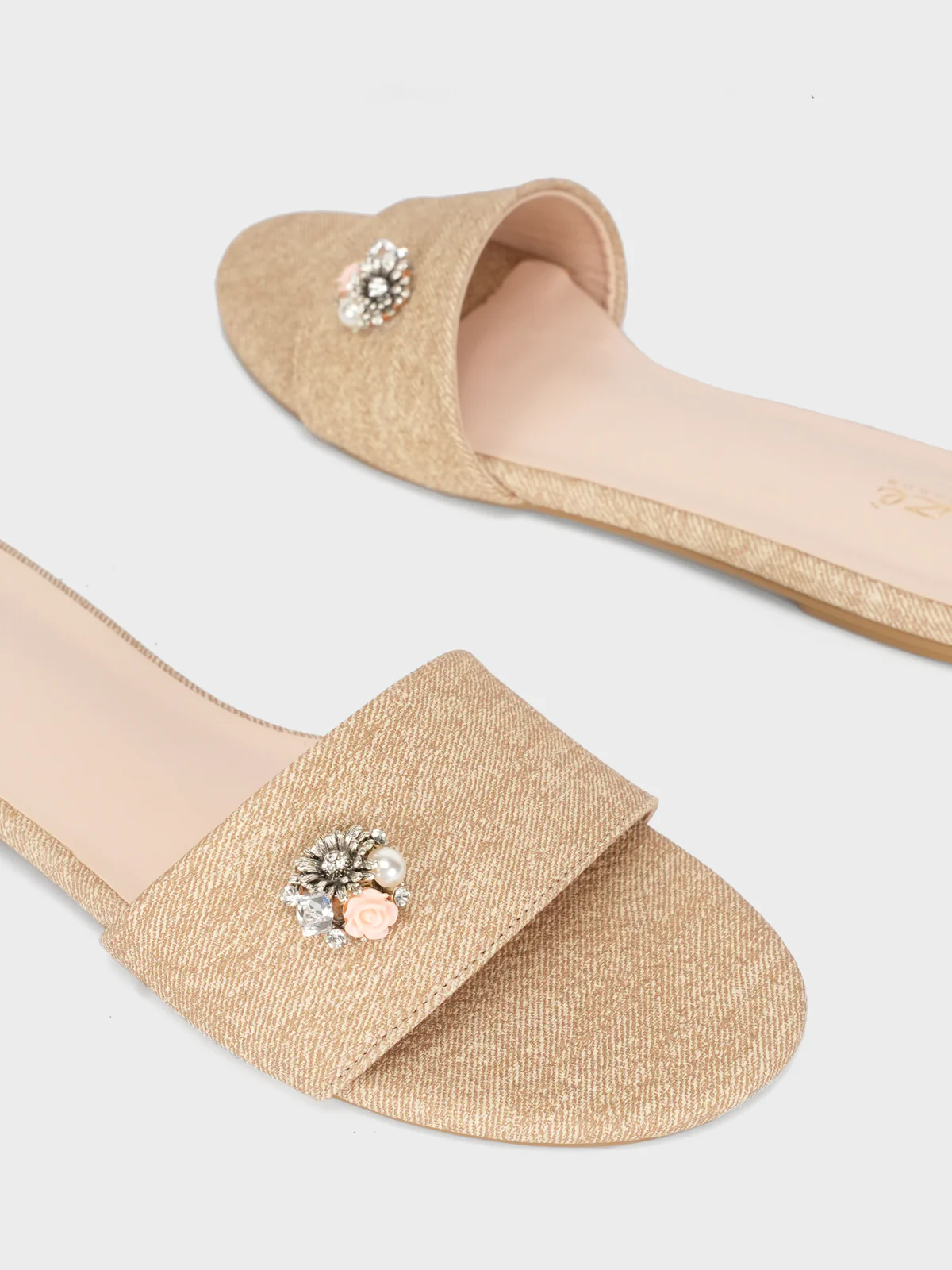 Women's "ARKHIP" Stylish Summer Slippers - Image 4