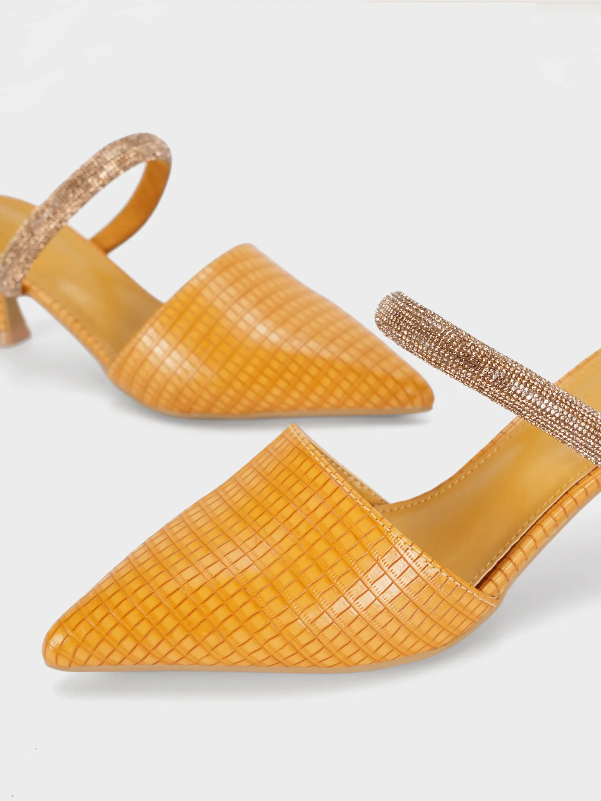 Women's "ARLAIS" Decorated Pointed Sandals - Image 4