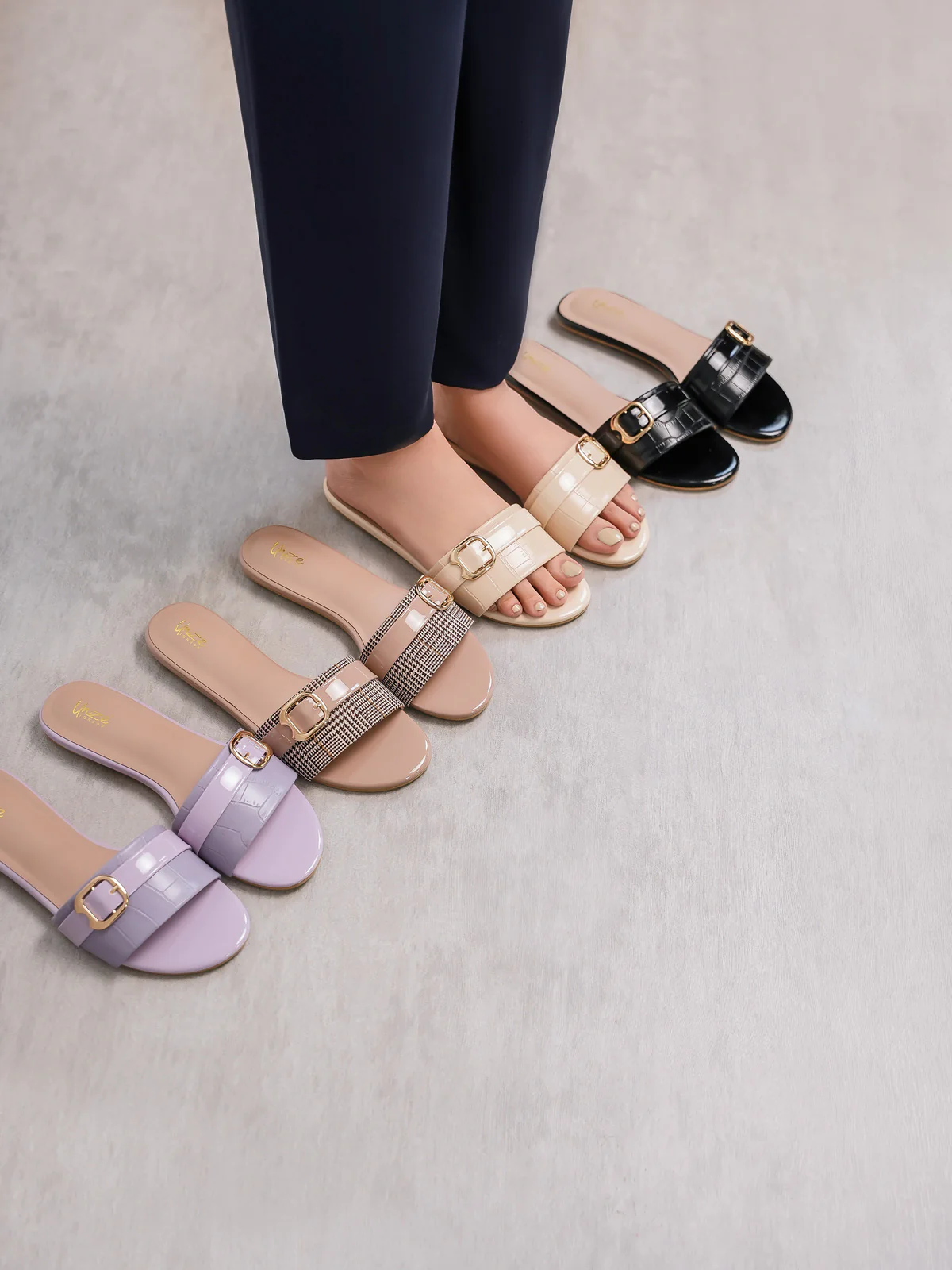 Womens "AZUMBA" Flat Buckled Slippers - Image 3