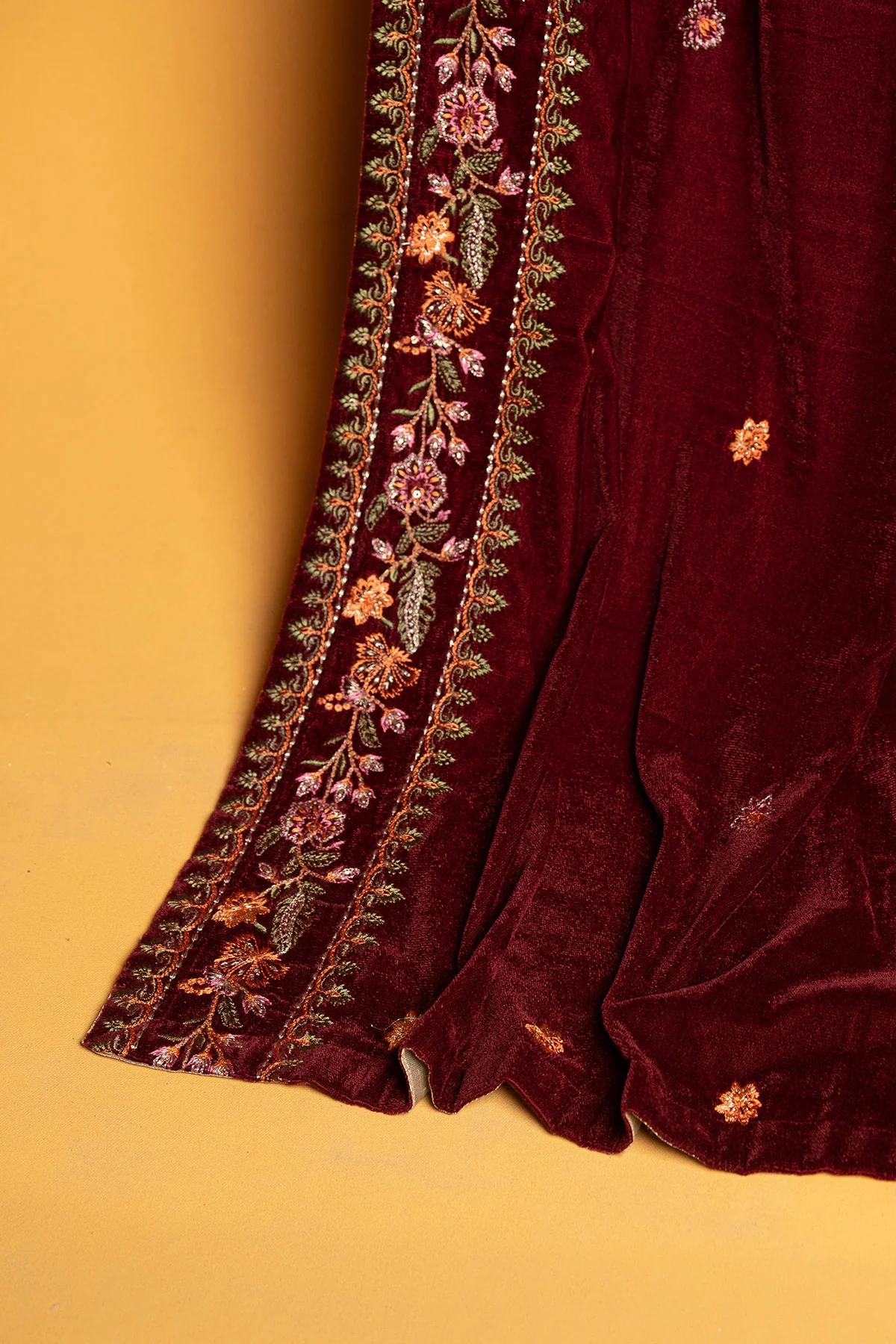 Women's "CALIE" Velvet Embroidered Shawl - Image 3