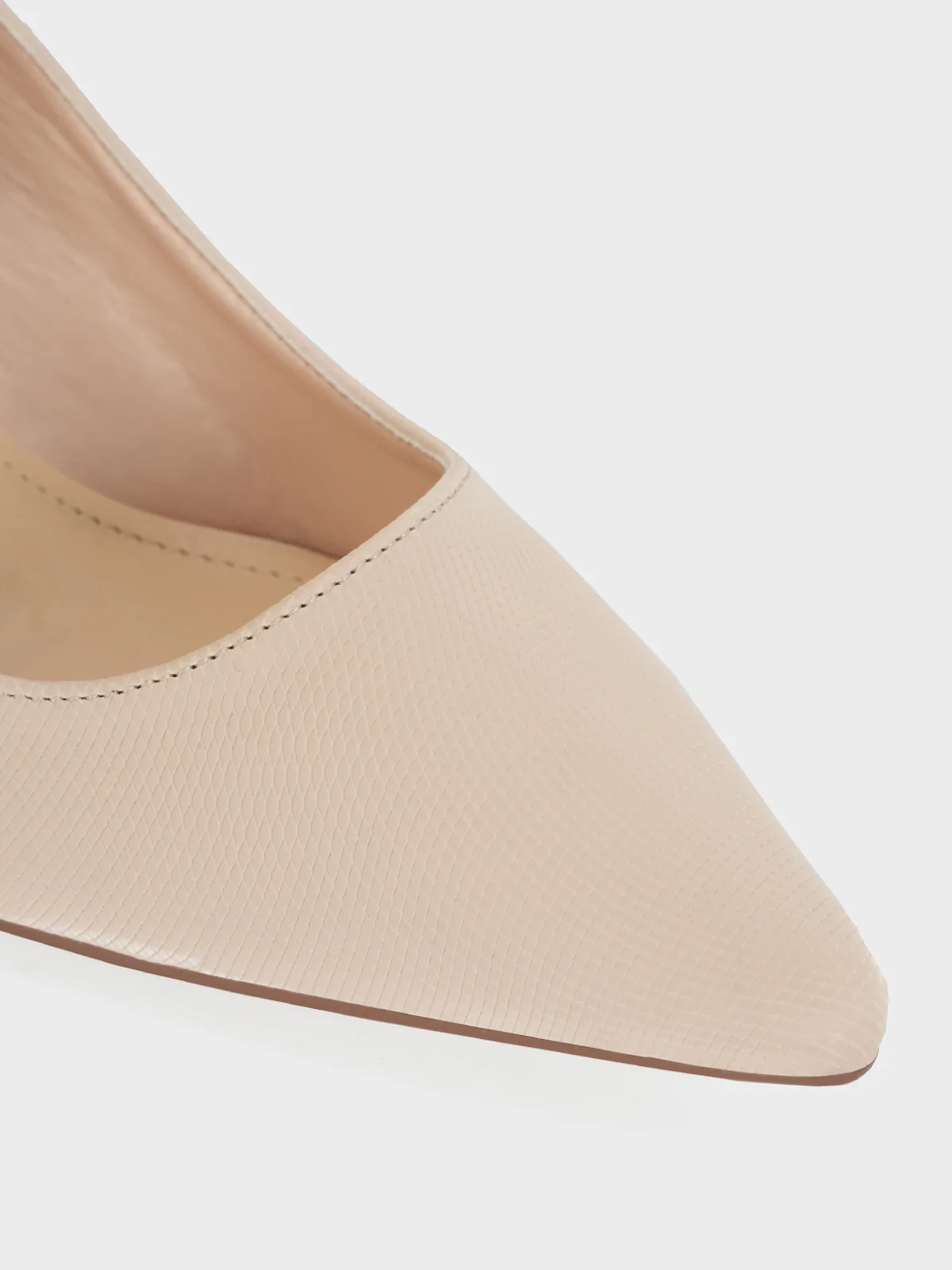 T Women's "CAOILTE" Pointed Slip On Courts - Image 4