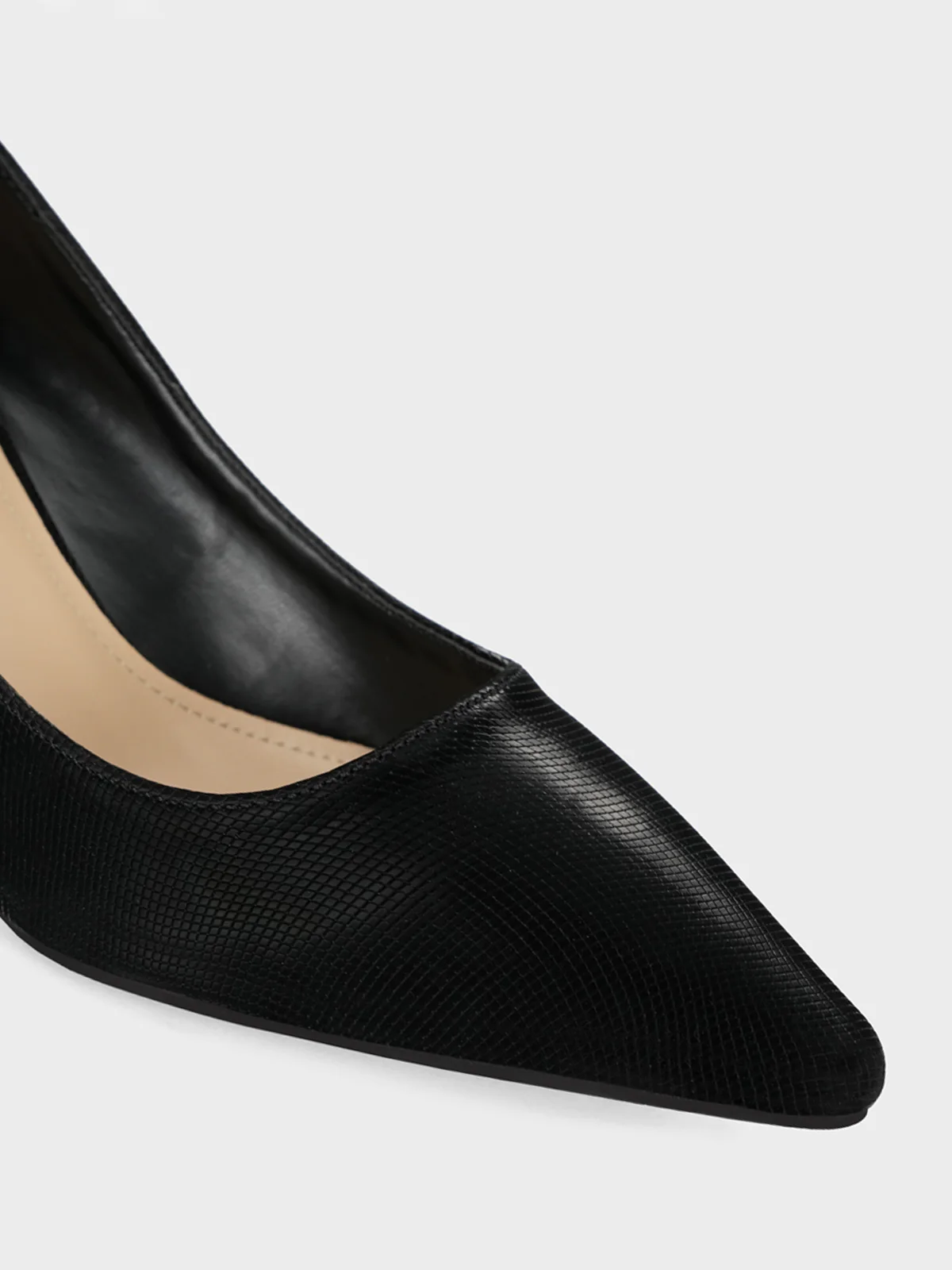 Women's "CAOILTE" Pointed Slip On Courts - Image 4